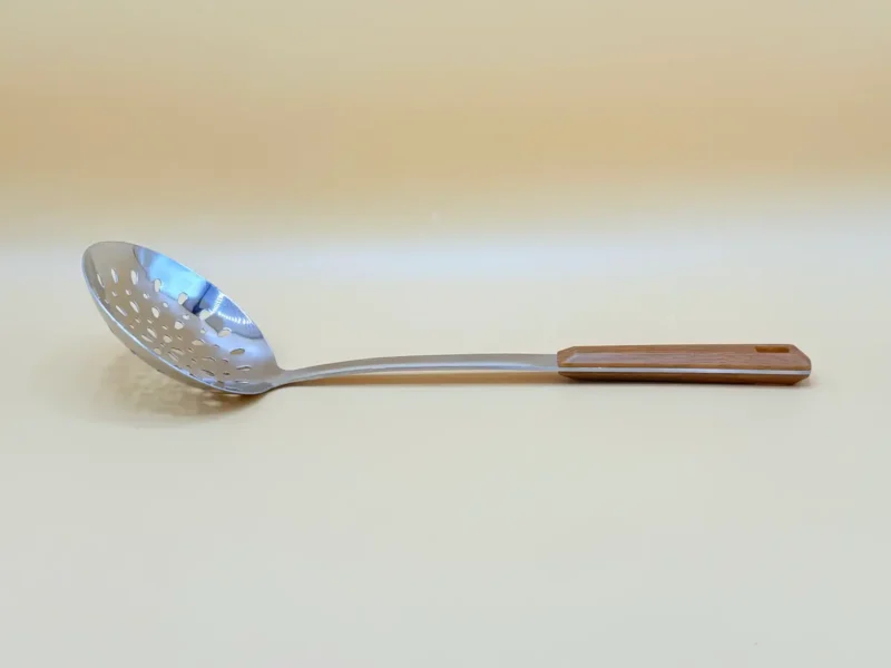 premium-7-piece-stainless-steel-kitchen-utensil-set-heat-resistant-dishwasher-safe-countertop-stand-2 7-Piece Stainless Steel Kitchen Utensil Set with Faux Wood-Textured Handle - Light Brown, Brown, Black