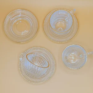 Set of 6 Textured Glass Teacups Clear Gold Rim with Saucers 8 oz