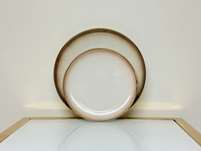 32-Piece Gradient Ceramic Dinnerware Set with Gold Trim - Plates, Bowls, Cups & Serving Plates (Brown or Black)