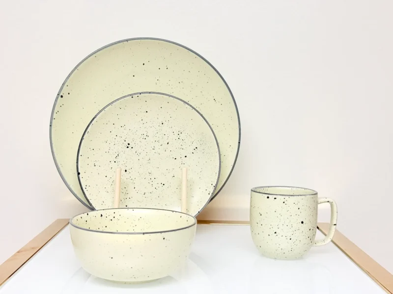 24-Piece Speckled Ceramic Dinnerware Set – Plates, Bowls & Mugs (White, Blue, Lemon)