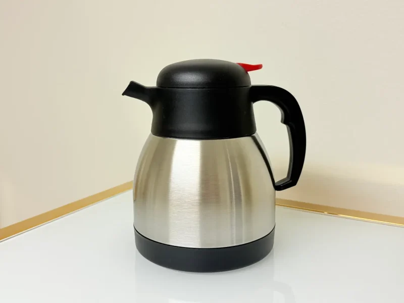 stainless-steel-vacuum-insulated-thermal-carafe-handle-33floz-side Stainless Steel Vacuum Insulated Thermal Carafe With Handle 33 fl oz