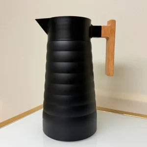 stainless steel vacuum insulated thermal carafe